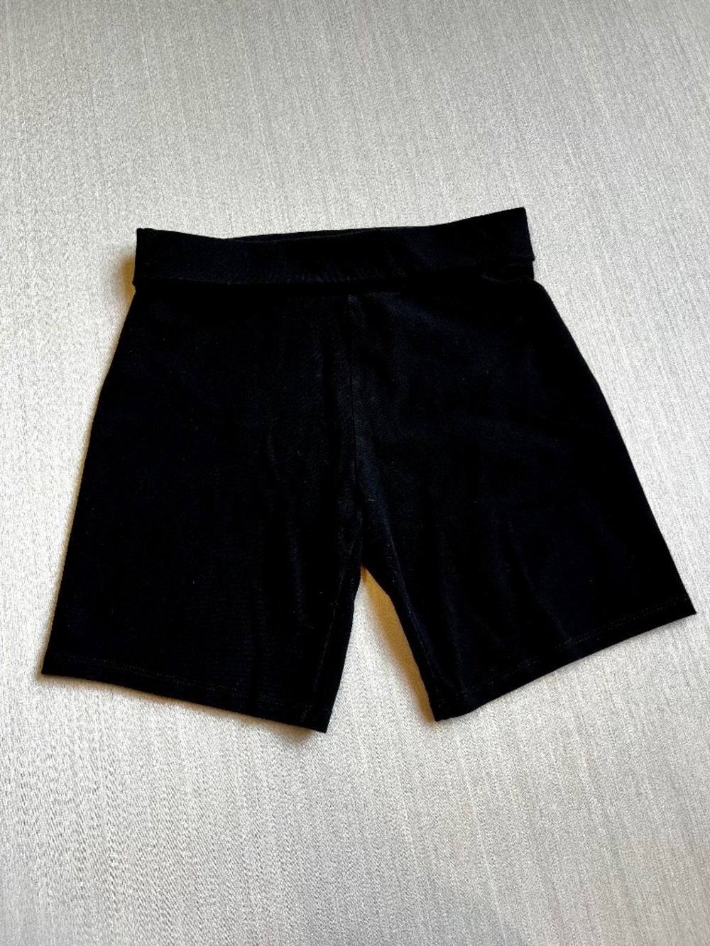 Full Tilt Black Bike Shorts Size Large